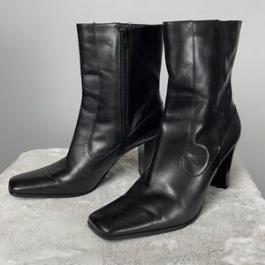 Nine West Caitrino - Heeled Square Toe Boots - 9.5